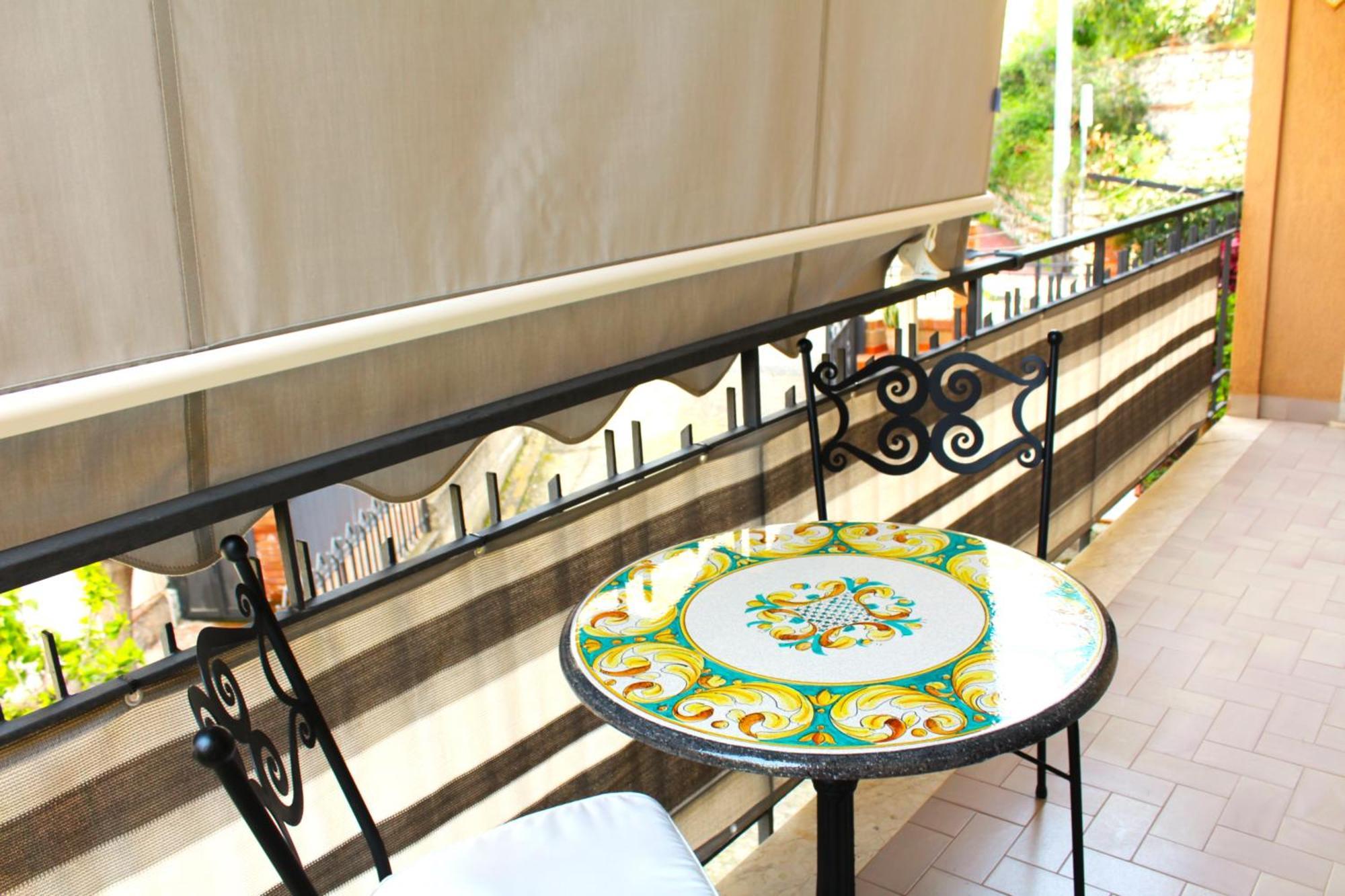 Anto'S Apartment - Giardini-Naxos Kültér fotó
